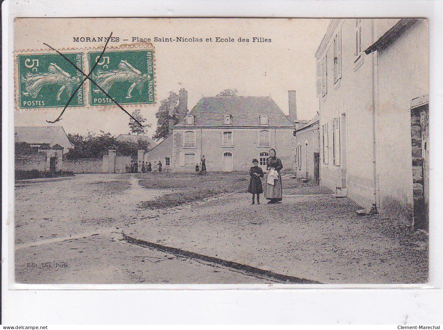MORANNES: Place Saint-nicolas Et école Des Filles - Très Bon état - Other & Unclassified