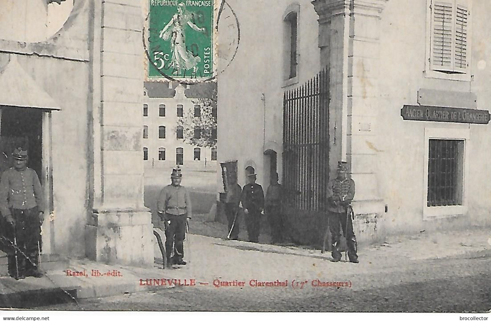 LUNEVILLE ( 54 ) -  Quartier Clarenthal - 17e Chasseurs - Barracks