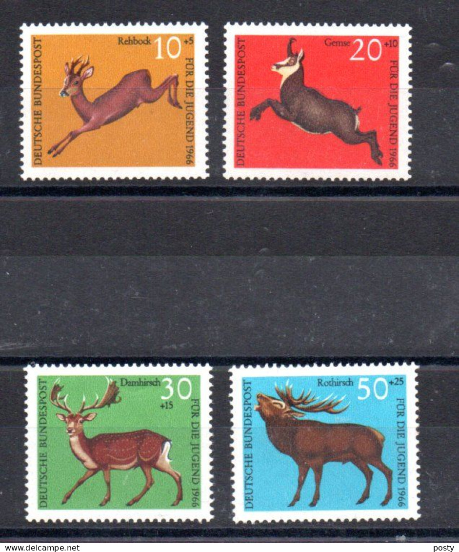 ALLEMAGNE - GERMANY - 1966 - BIENFAISANCE - CHARITY - CERVIDES - DEERS - - Unused Stamps