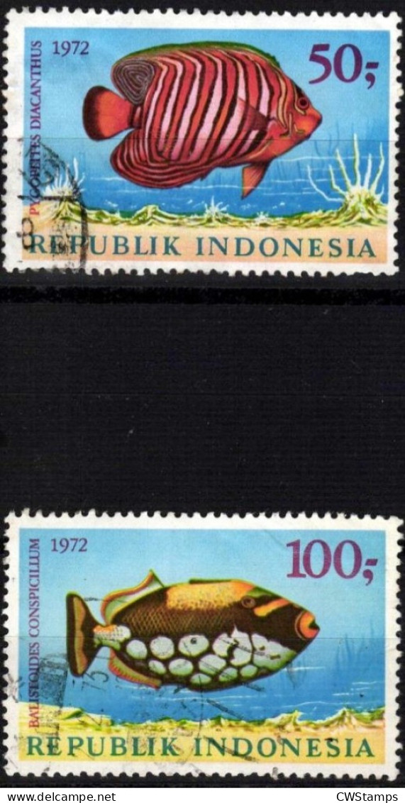 .. Indonesie 1972  Zonnebloem 731/32  No Top Quality !! - Indonésie