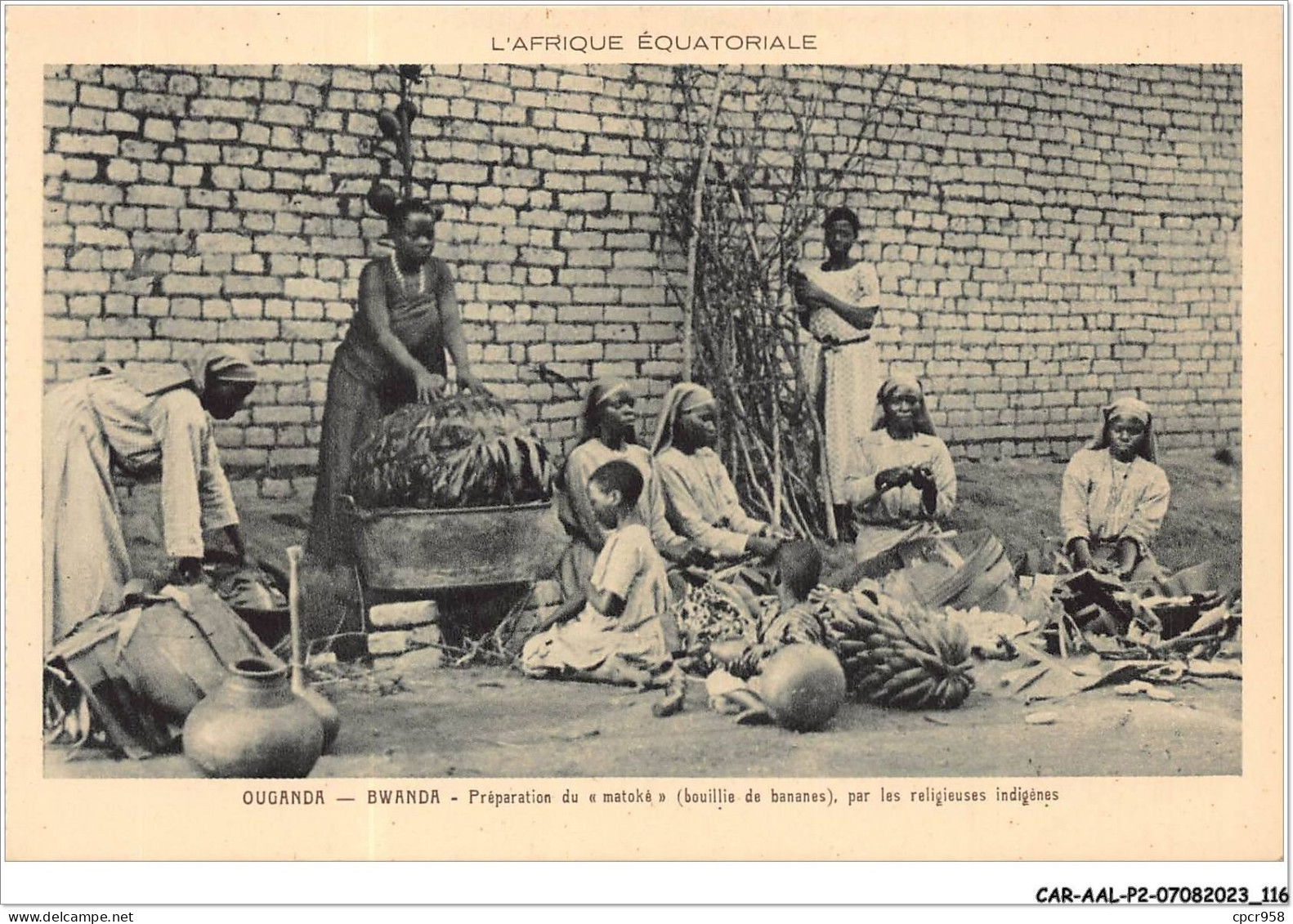 CAR-AALP2-OUGANDA-0150 - BWANDA-Preparation Du Matoké (bouillie De Bananes), Par Les Religieuses Indigenes  - Ouganda