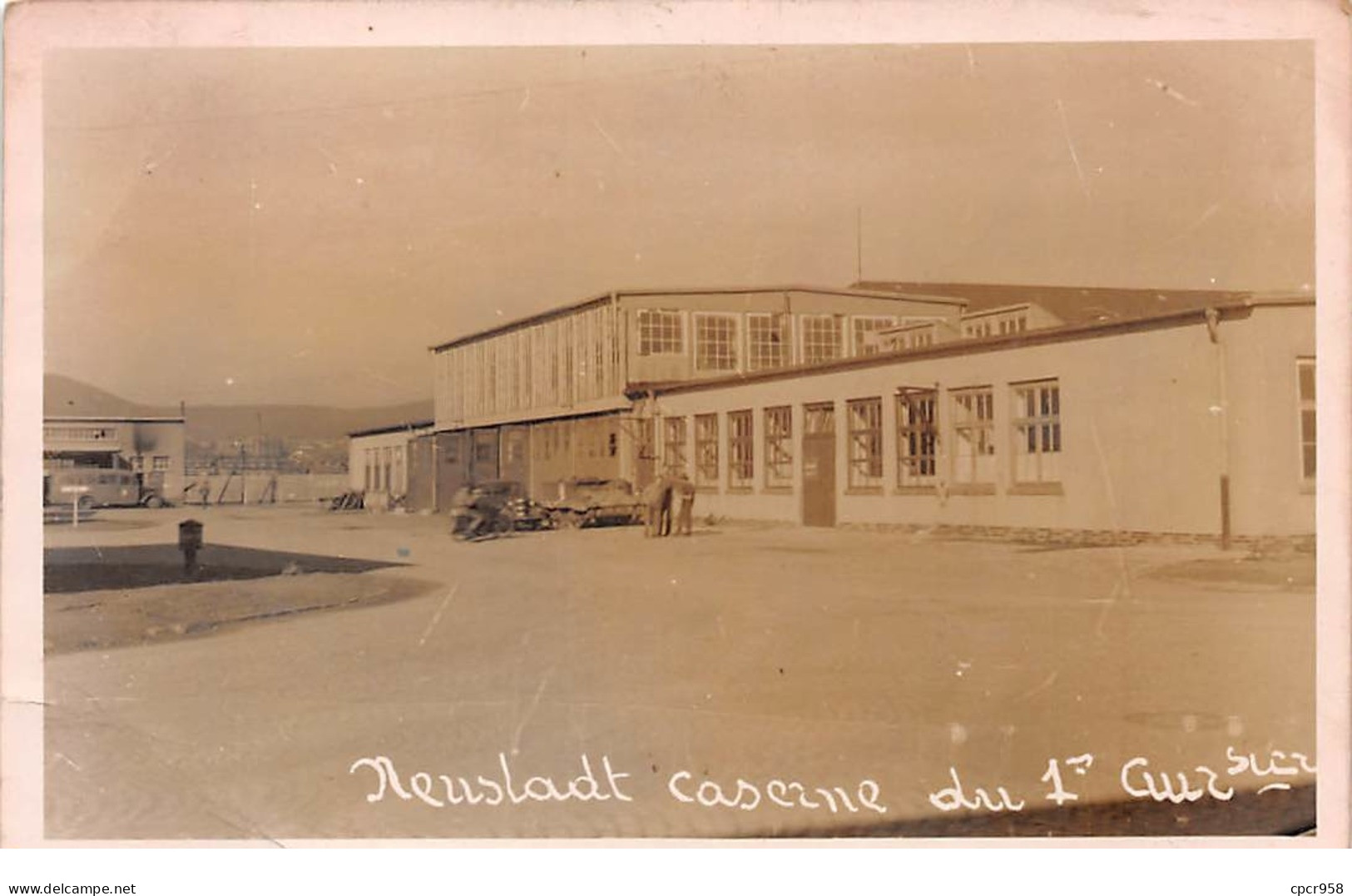 Allemagne - N°65898 - Neustadt Caserne Du 1er Cuirassier - Carte Photo - Neustadt