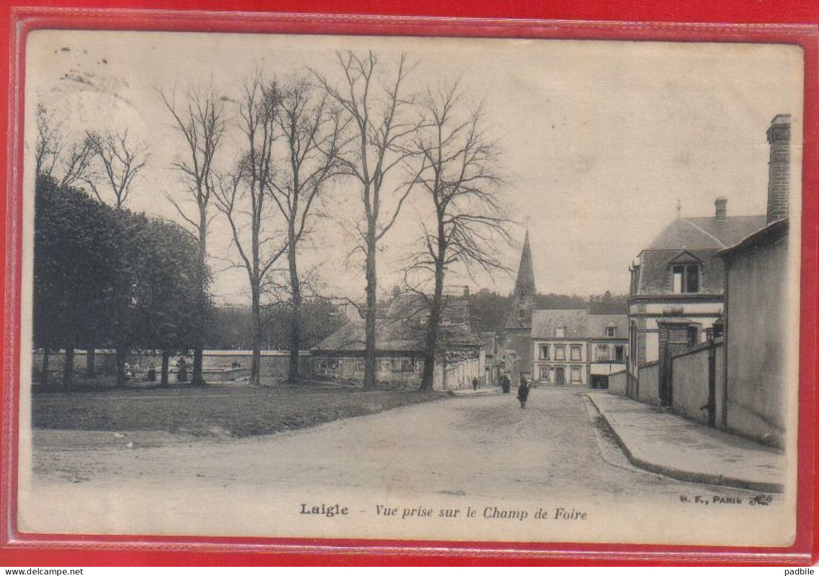 Carte Postale 61. Laigle  Le Champ De Foire Très Beau Plan - L'Aigle