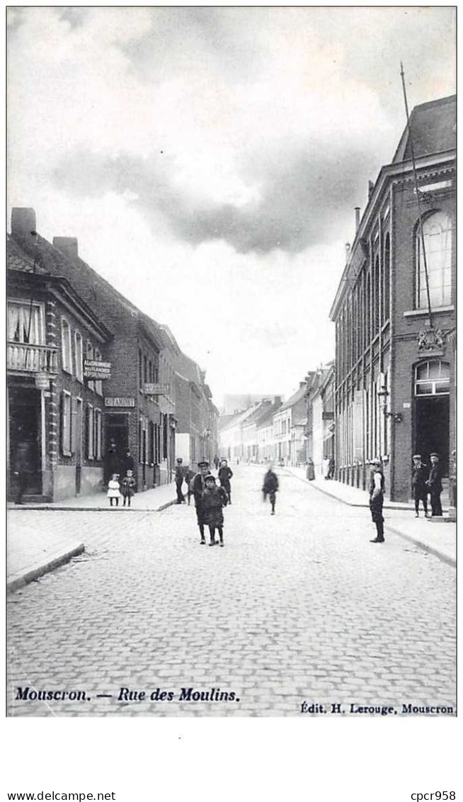 Belgique . N°43983 . Mouscron.rue Des Moulins - Mouscron - Moeskroen