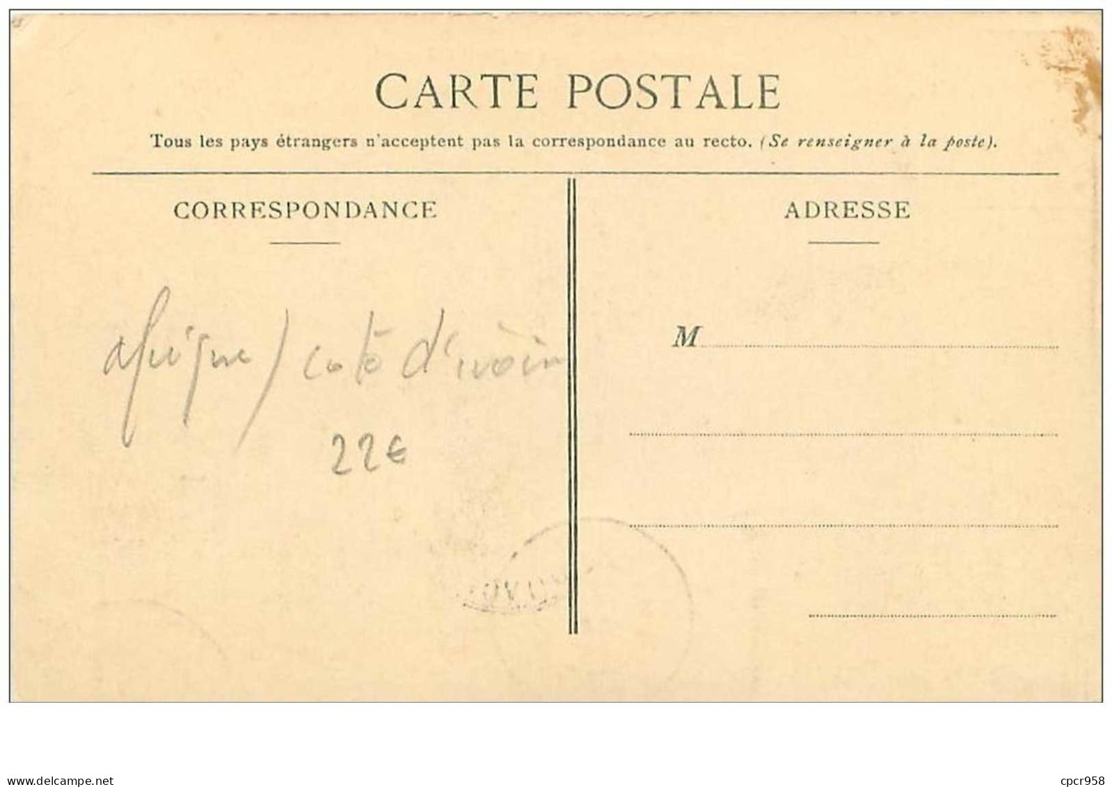 COTE D'IVOIRE.n°31152.GRAND BASSAM.EXTREMITE DU WHARF UN JOUR DE COURRIER - Ivory Coast