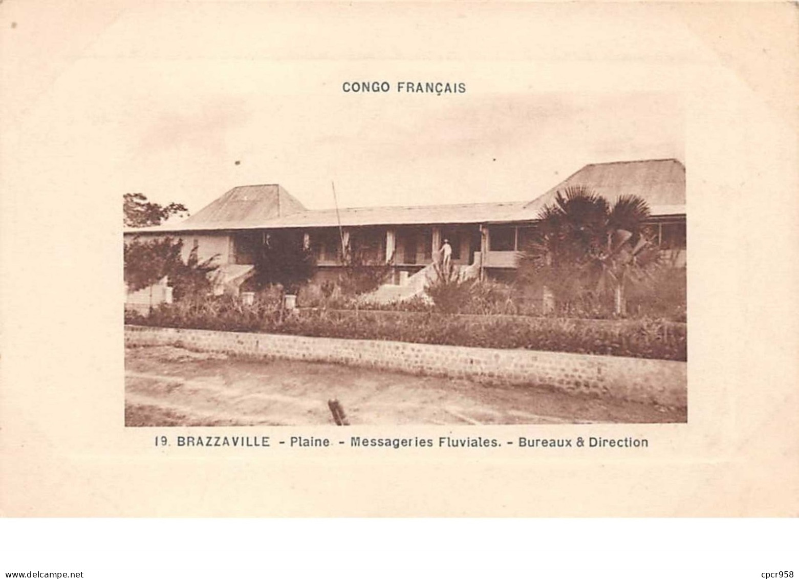 Congo Francais . N°51109 . Brazzaville . Plaine . Messagerie Fluviales . Bureaux - Brazzaville
