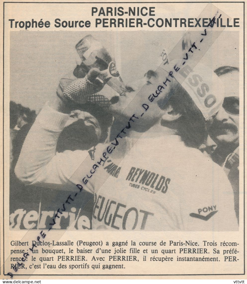 Ancienne Publicité (1980) : PERRIER-CONTREXEVILLE, Duclos-Lassalle (Peugeot) Buvant Son Quart Perrier, Paris-Nice - Publicités