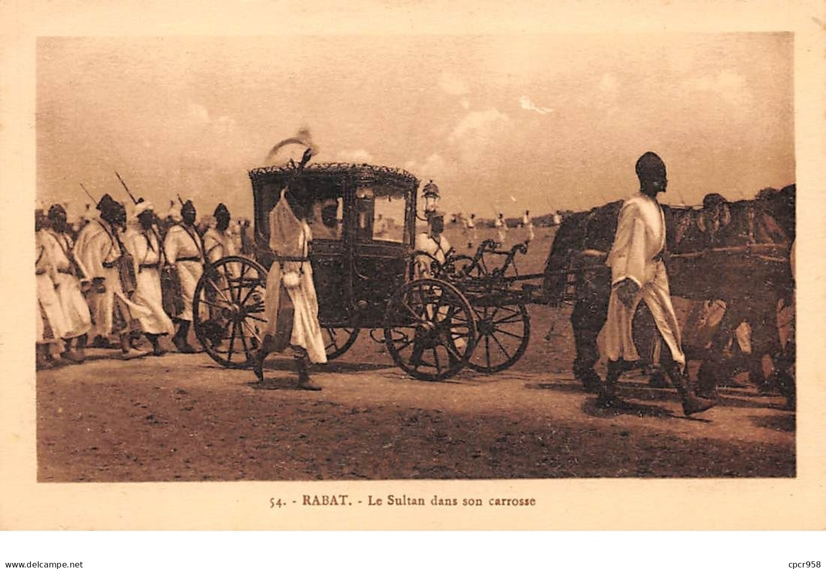 Maroc - N°68045 - RABAT - Le Sultan Dans Son Carrosse - Rabat