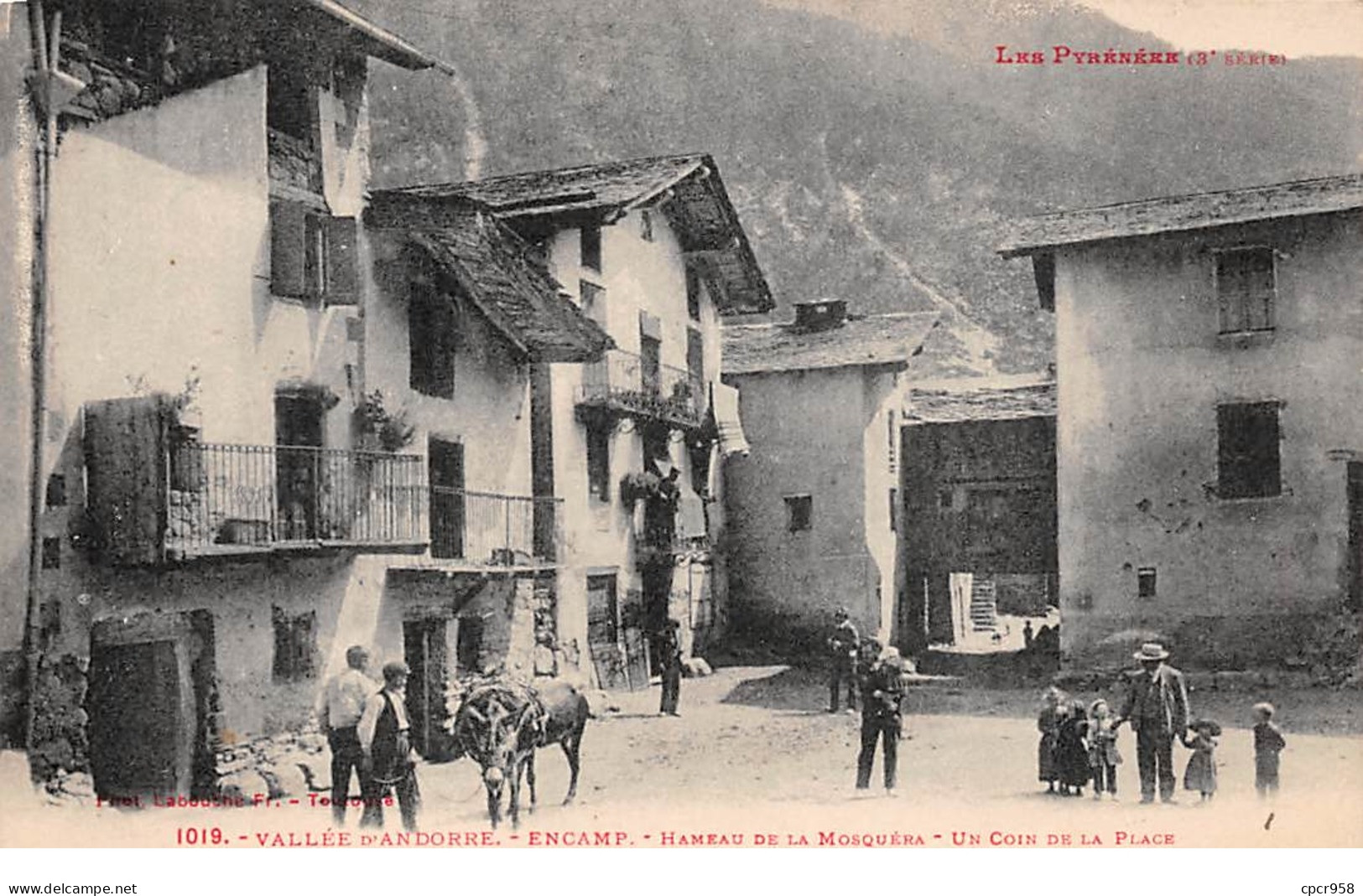 Andorre - N°65372 - 1019 Vallée D'Andorre - ENCAMP - Hameau De La Mosquéra - Un Coin De La Place - Andorre