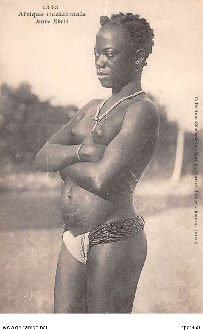 Sénégal - N°74950 - Afrique Occidentale - Jeune Ebrié - Jeune Femme Beauté - Carte Vendue En L'état - Senegal