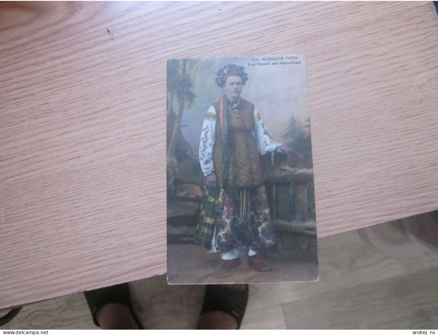 Russische Typen Eine Bauerin Aus Kleinrusland National Costumes Old Postcards - Russie