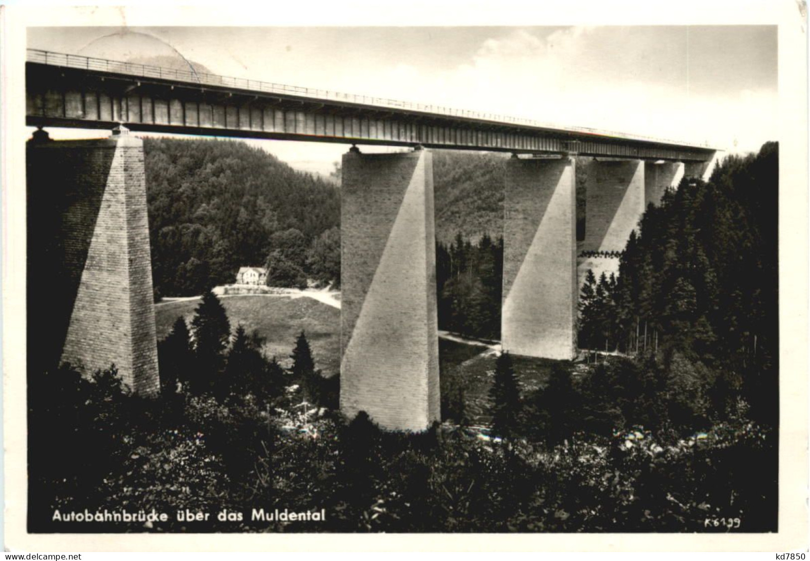 Autobahnbrücke über Das Moseltal Und Gaststätte Huthaus - Saarburg