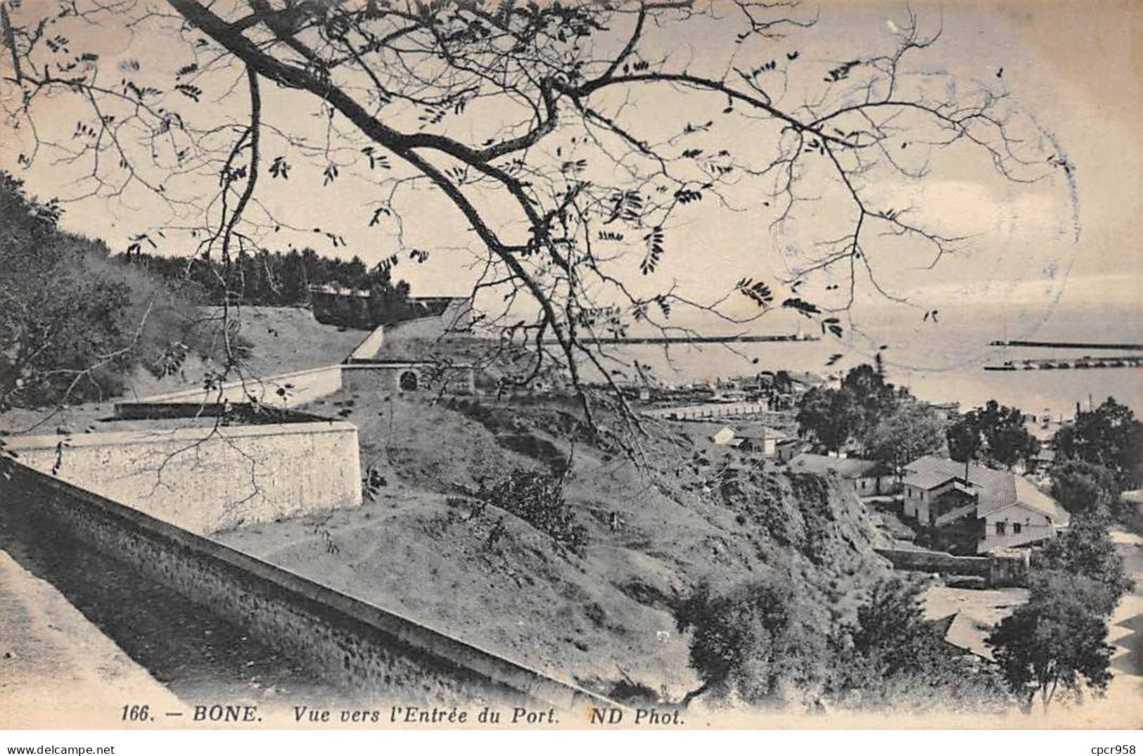 Algérie - N°79564 - BONE - Vue Vers L'Entrée Du Port - Annaba (Bône)