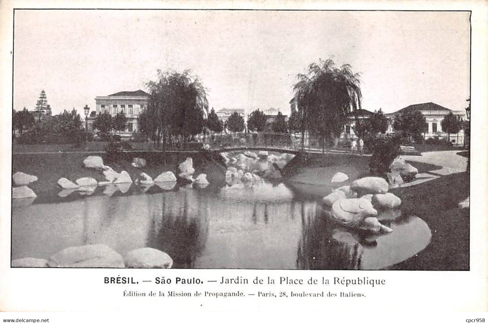 Brésil - N°78037 - SAO PAULO - Jardin De La Place De La République - São Paulo