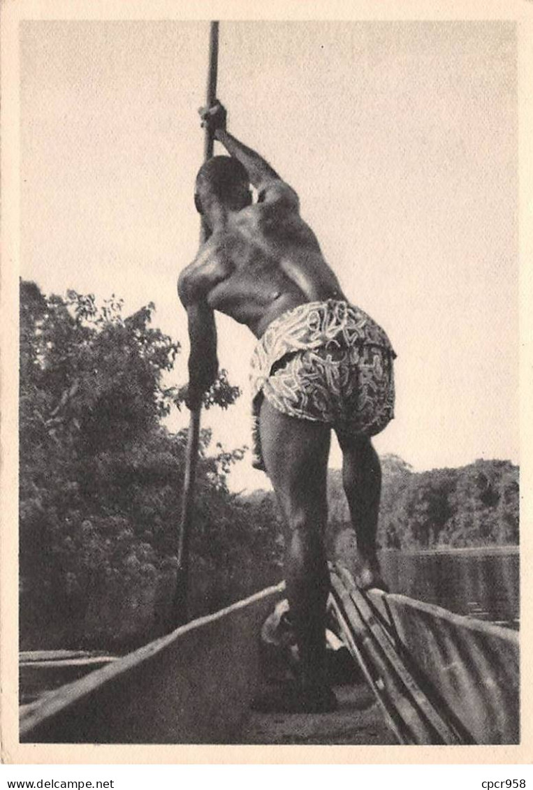 Congo Français - N°77369 - Homme Dans Une Barque - Carte Avec De Beaux Timbres - Congo Français