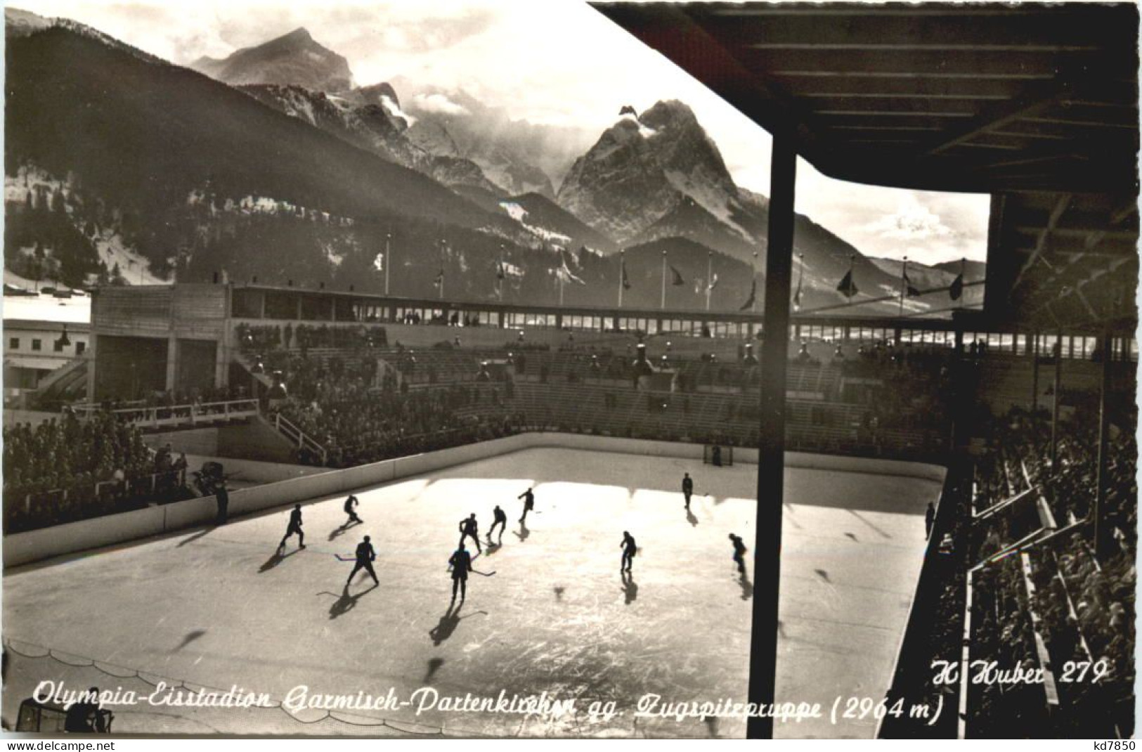 Garmisch-Partenkirchen - Olympia Eisstadion - Garmisch-Partenkirchen