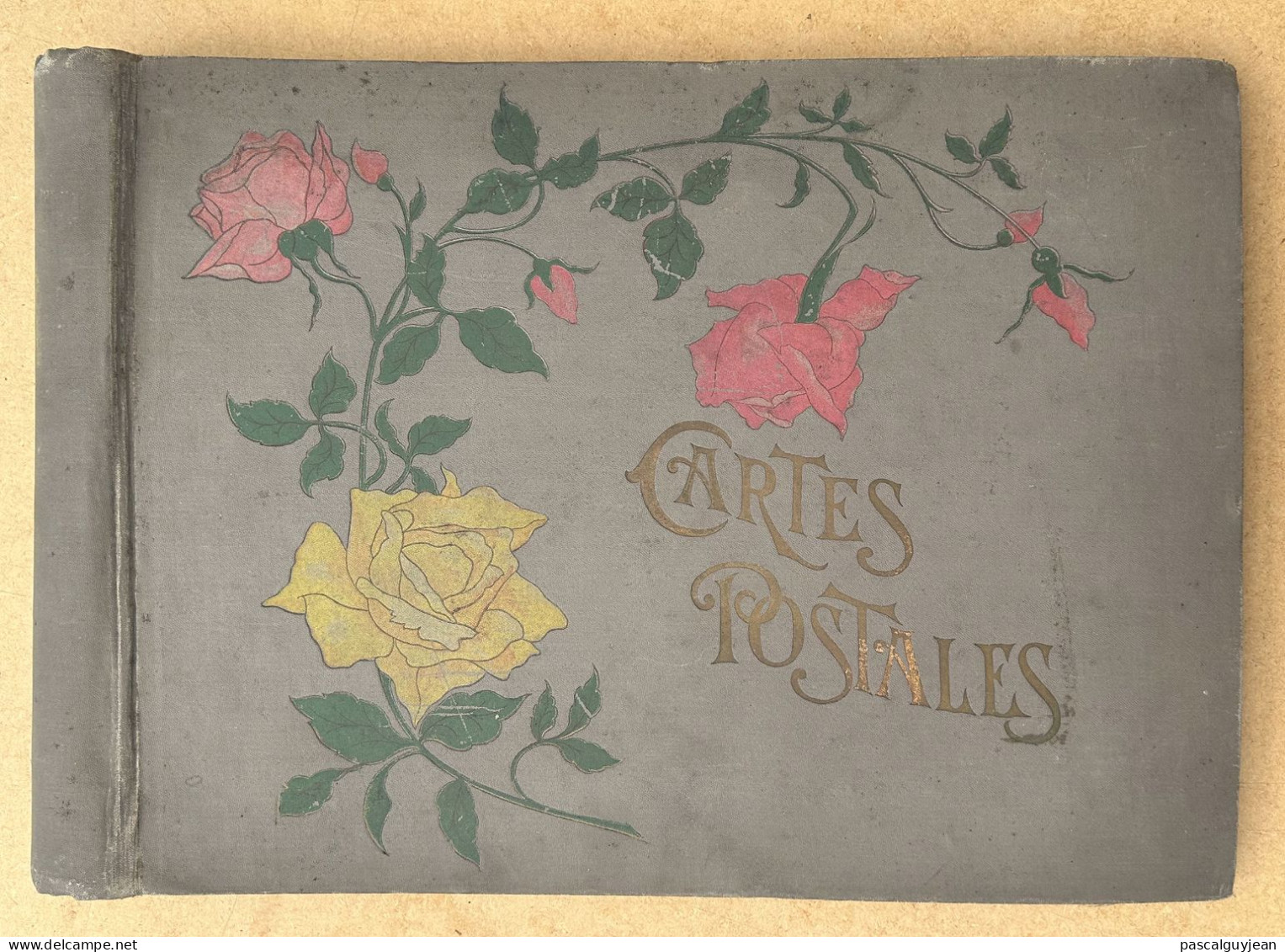 ALBUM ANCIEN POUR CARTES POSTALES ANCIENNES - DECOR DE ROSES - Ohne Zuordnung