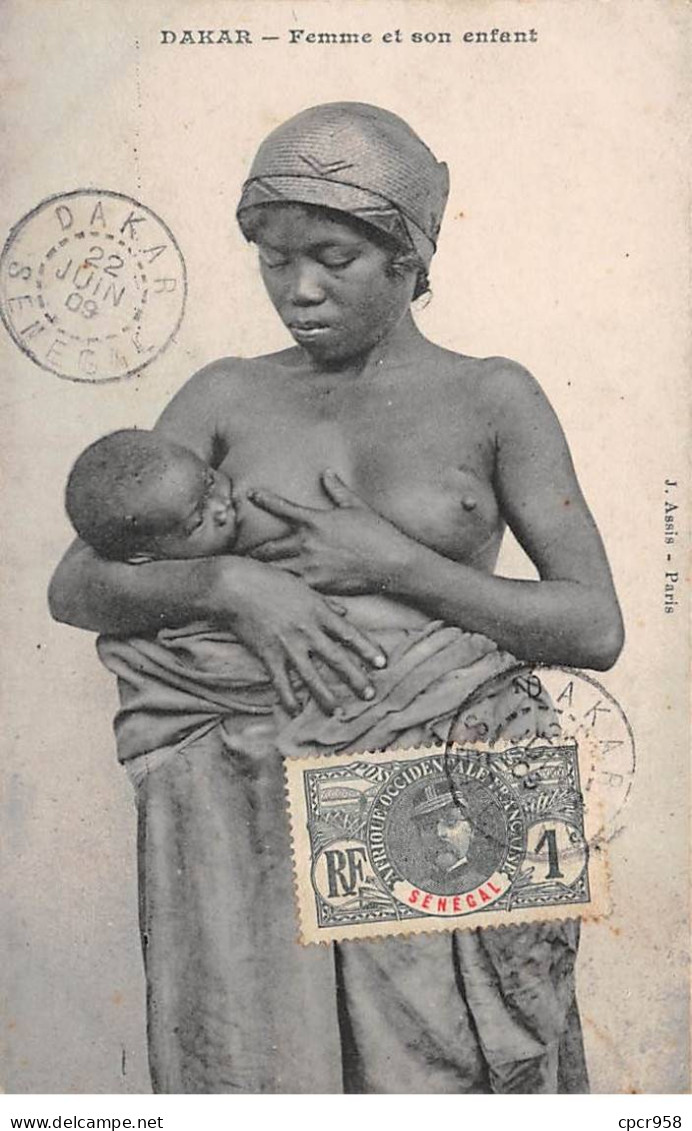 Sénégal - N°79503 - DAKAR - Femme Et Son Enfant - Femme Allaitant Son Enfant - Senegal