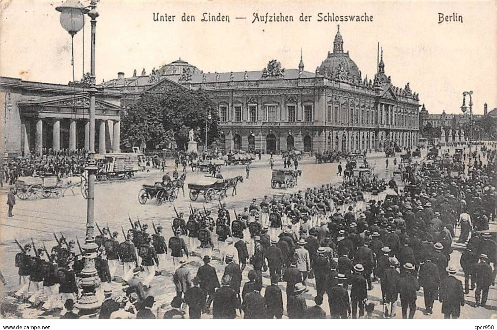 ALLEMAGNE - BERLIN - SAN26459 - Unter Den Linden - Aufziehen Der Schlosswache - Other & Unclassified