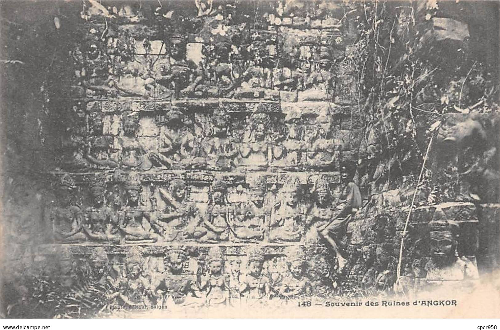 CAMBODGE - ANGKOR - SAN27203 - Souvenir Des Ruines - Cambodge