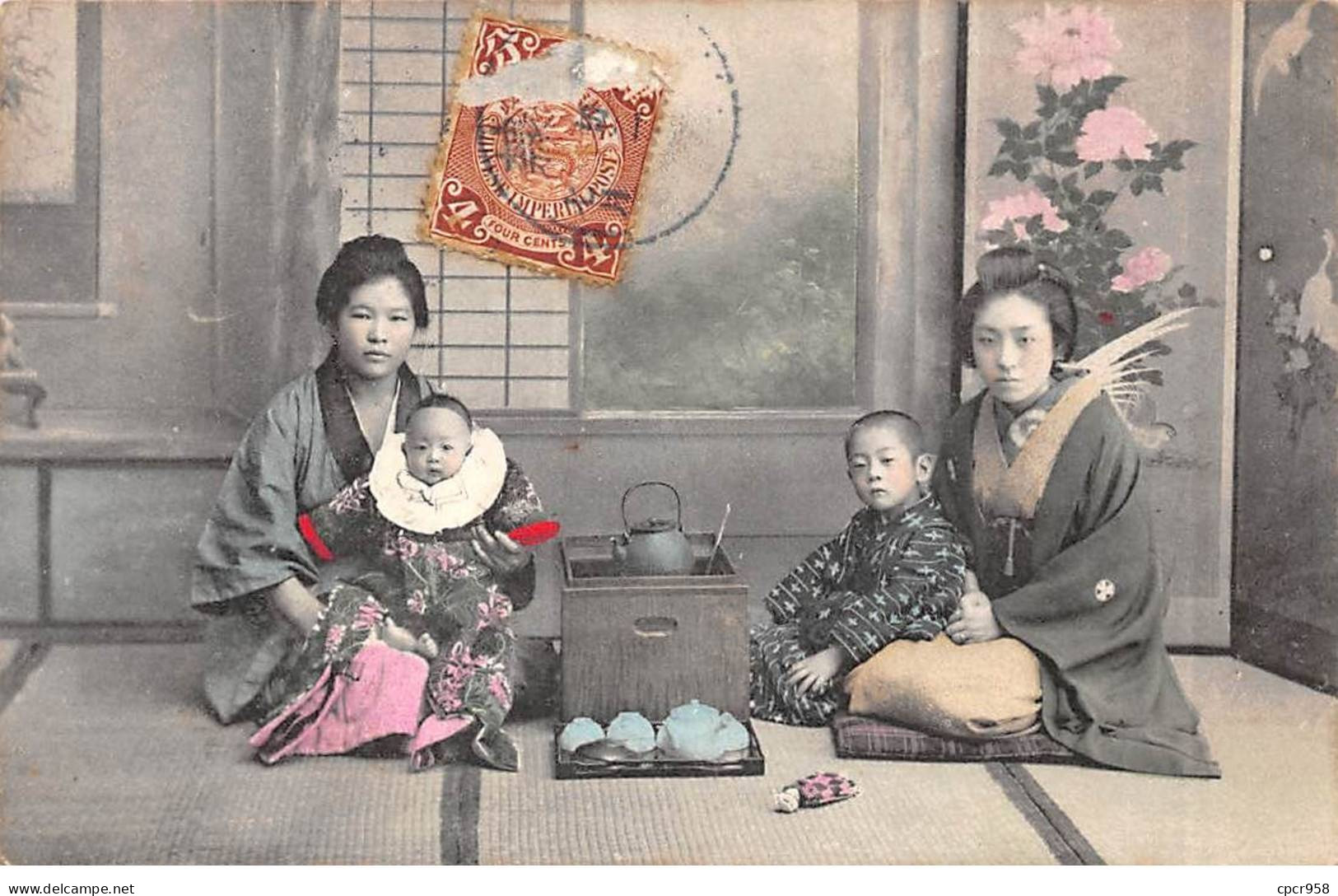 CHINE - SAN36359 - Cachet Tientsin - En L'état - Carte Japonaise - Geishas Avec Des Enfants - Chine