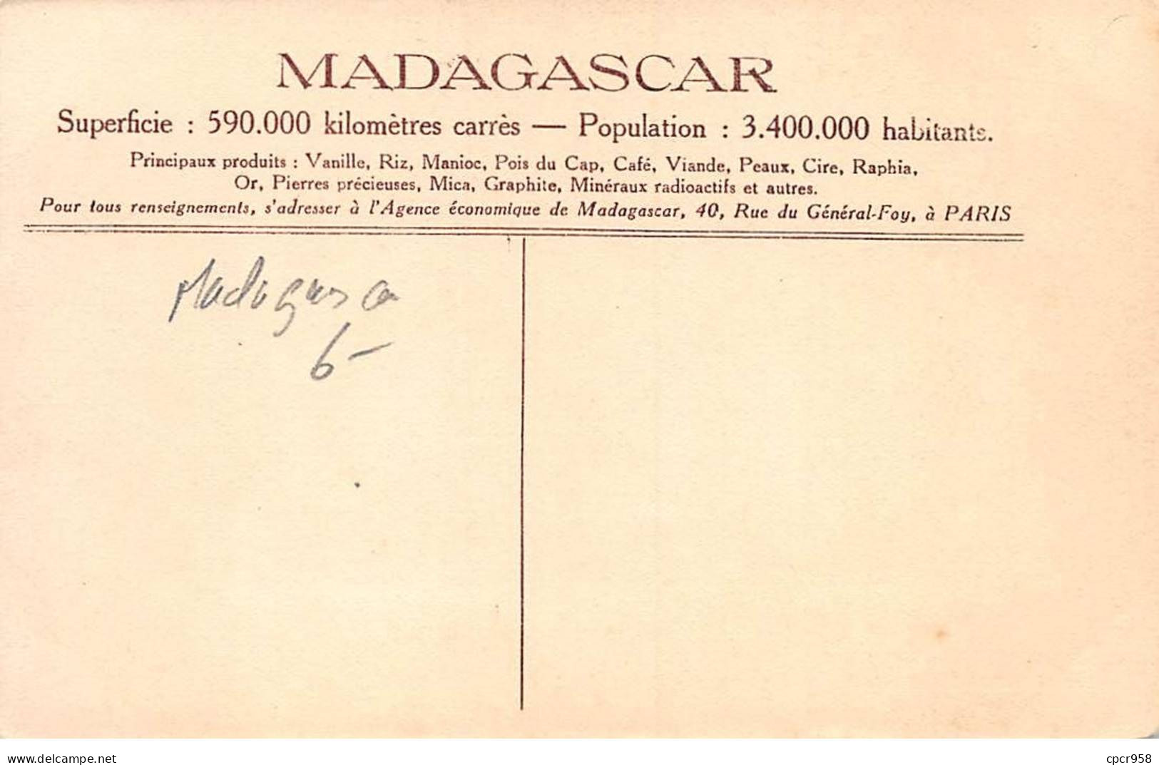 MADAGASCAR - SAN35976 - Femme Des Comores - Madagascar