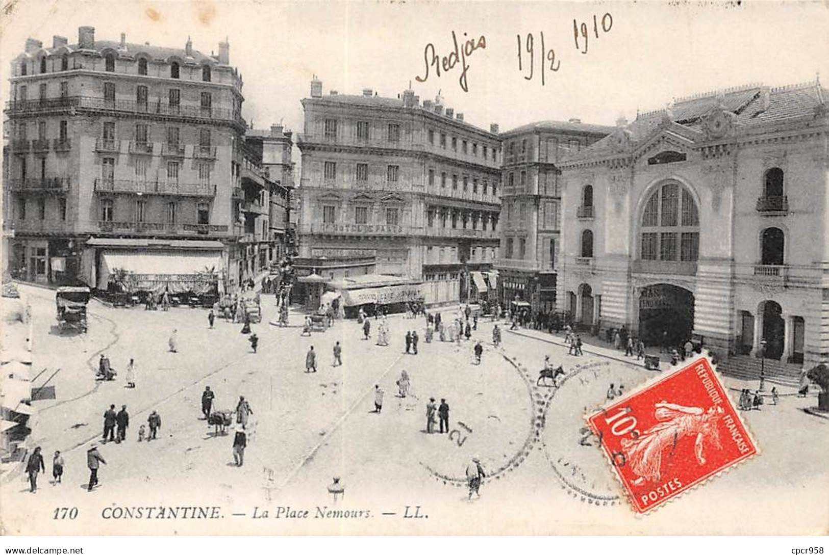 ALGERIE - CONSTANTINE - SAN39371 - La Place Nemours - Constantine