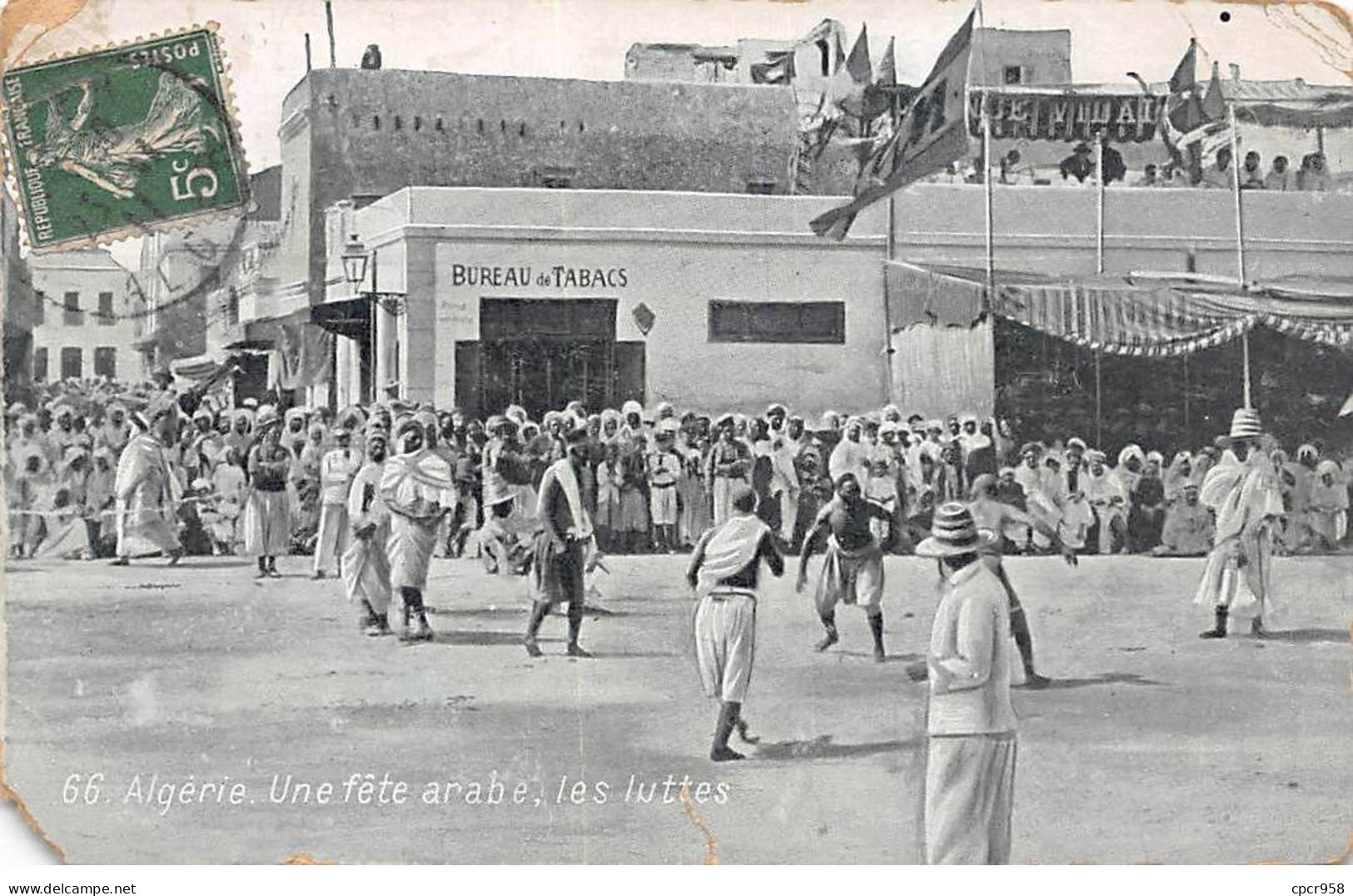 ALGERIE - SAN39372 - Une Fête Arabe - Les Luttes - En L'état - Sonstige & Ohne Zuordnung