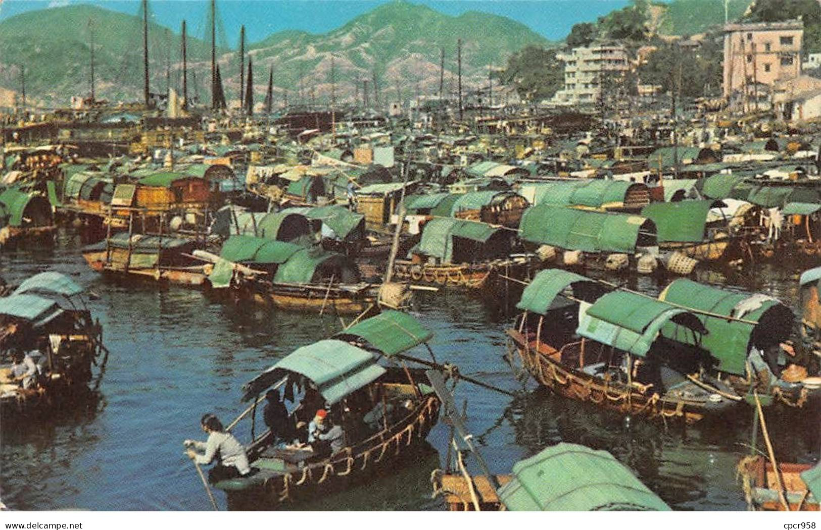 CHINE - SAN51260 - Hong Kong - Each And Every A Neat Little Home Teeming With Life, The "ferry" Sampans Of Shaukiwan... - Chine (Hong Kong)