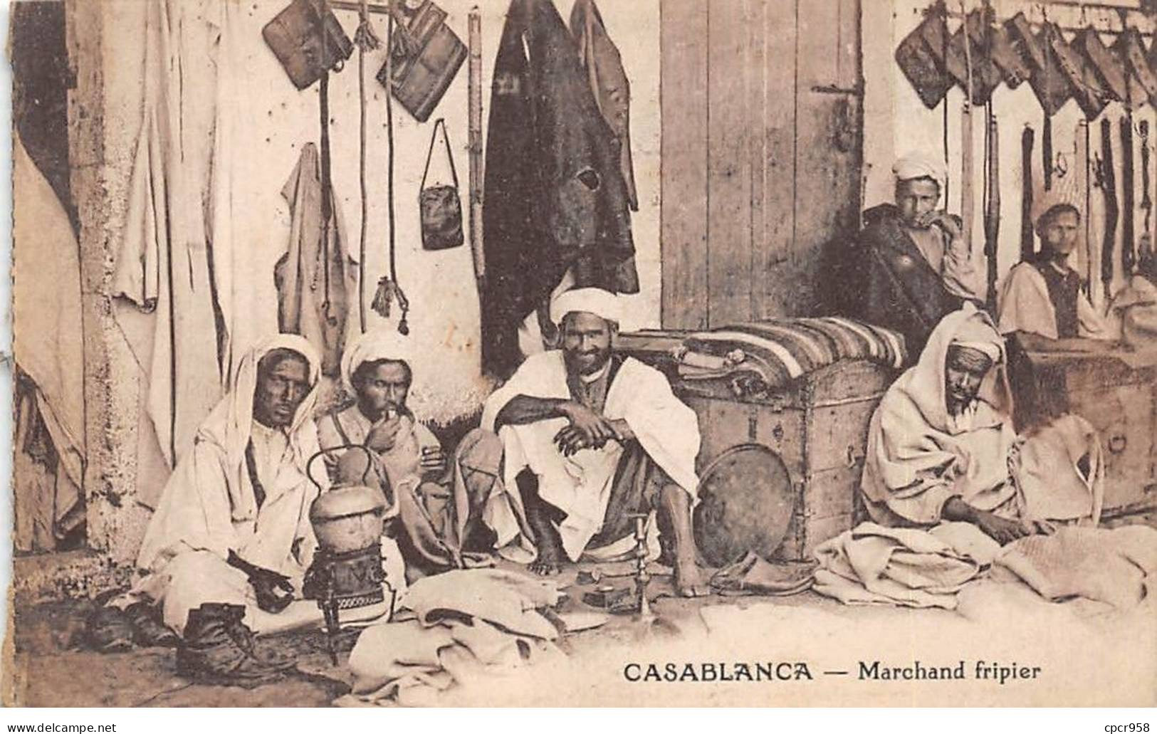 MAROC - SAN53811 - Casablanca - Marchand Fripier - Casablanca