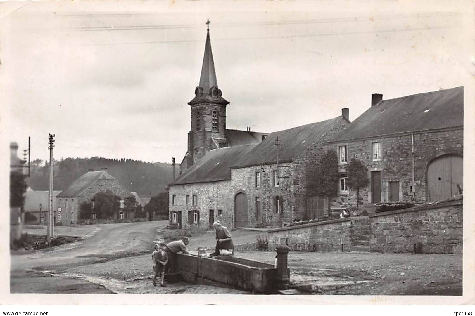 BELGIQUE - RESTEIGNE - SAN39632 - Centre Du Village - CPSM 14x9 Cm - Tellin