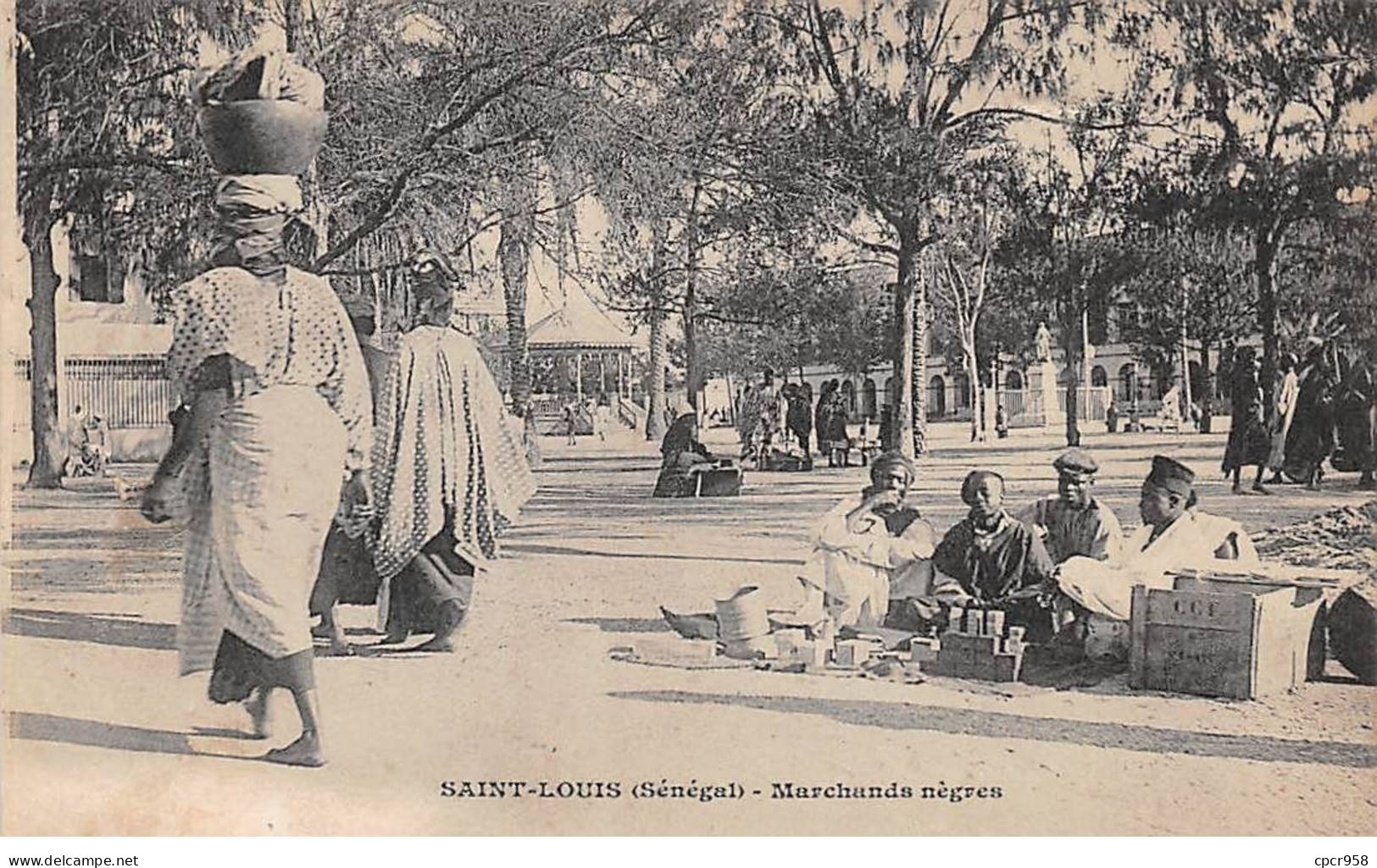 SENEGAL - SAN56414 - Saint Louis - Marchandes Nègres - Métier - Senegal