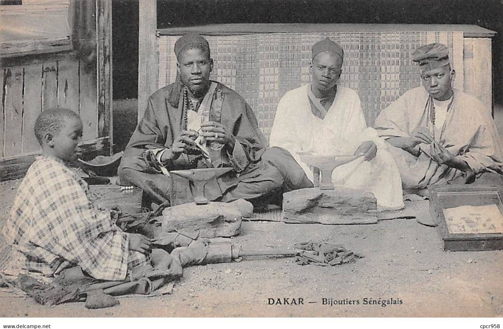 SENEGAL - SAN56425 - Bijoutiers Sénégalais - Métier - Senegal