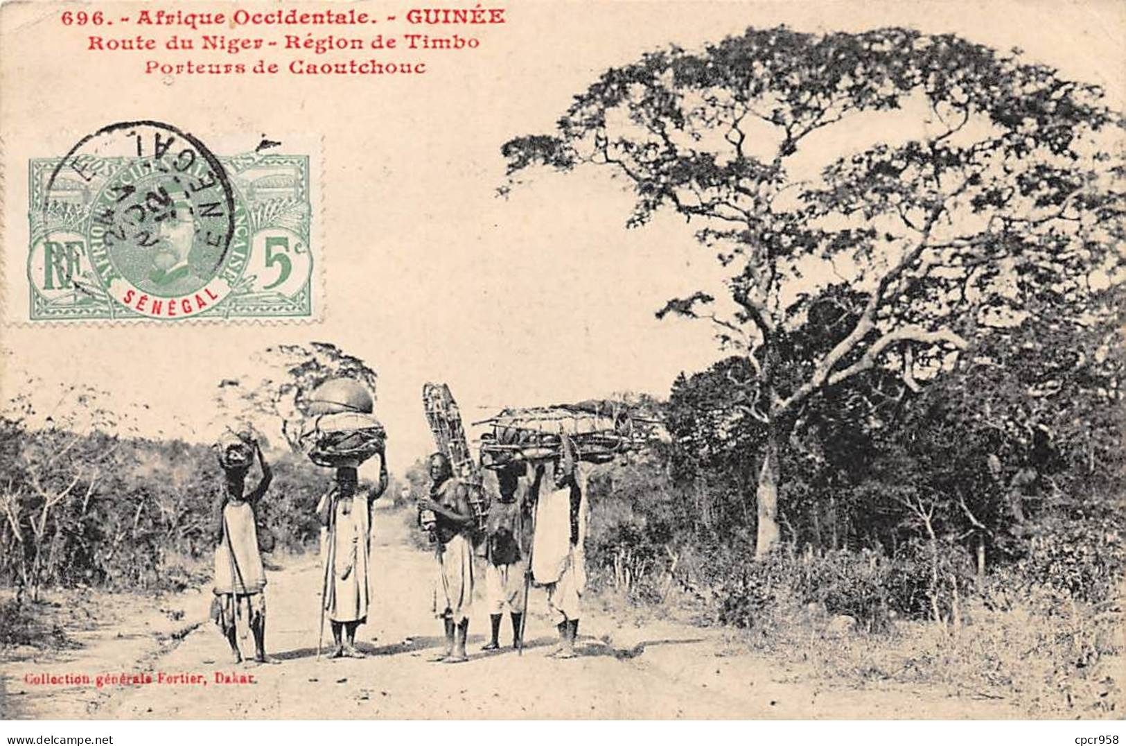 GUINEE - SAN56531 - Afrique Occidentale - Route Du Niger - Région De Timbo - Porteurs De Caoutchouc - Guinée