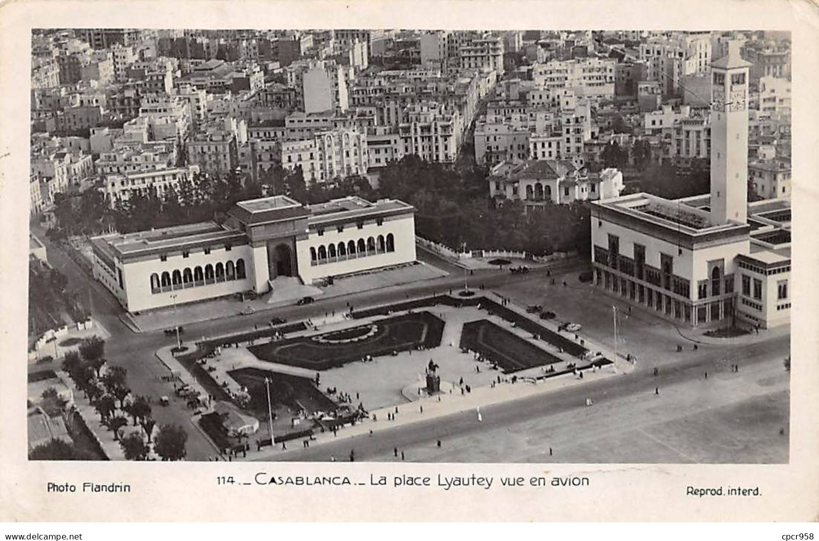 MAROC - CASABLANCA - SAN45539 - La Place Lyautey Vue En Avion - Casablanca