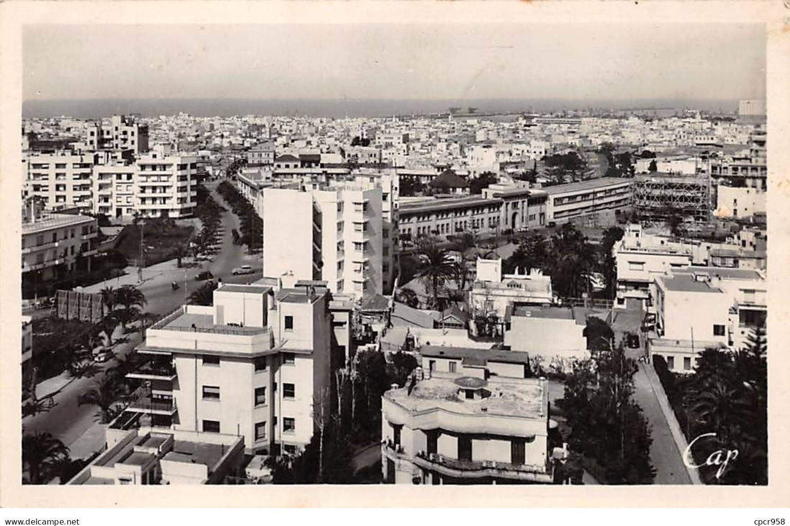 MAROC - SAN56300 - Avenue Du Parc Et Le Petit Lycée - Casablanca