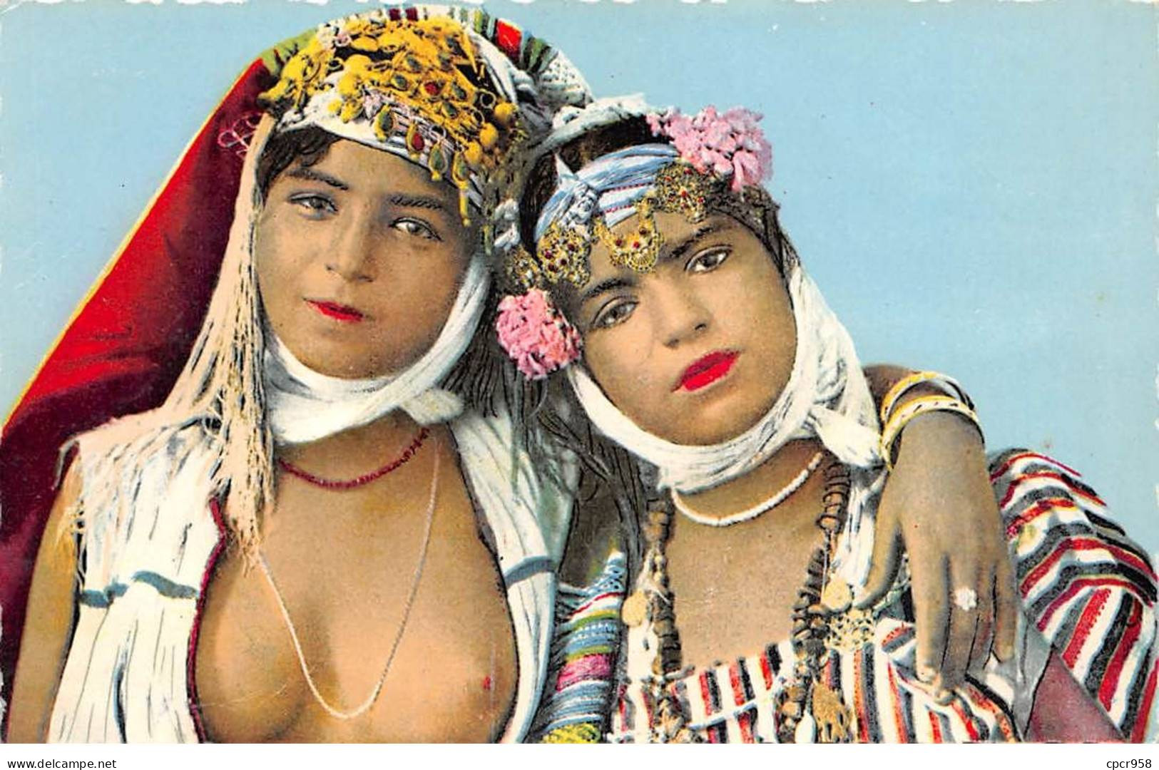 Algérie - N°89438 - Scènes & Types D'Afrique Du Nord - Femmes Kabyles - Szenen