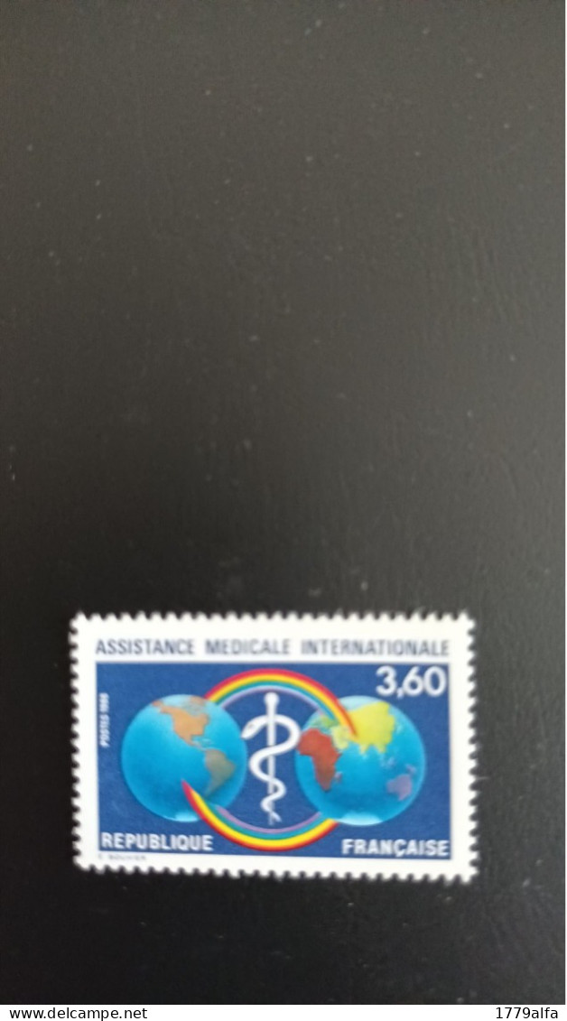 Année 1988 N° 2535** Assistance Médicale - Unused Stamps