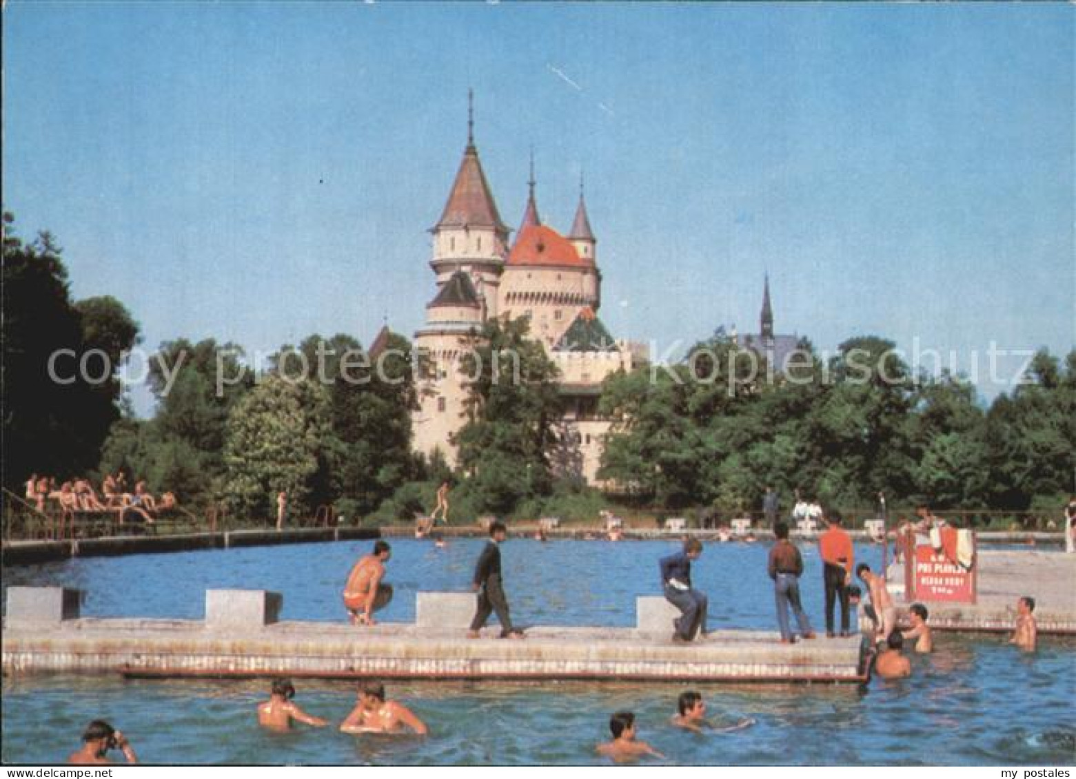 72508601 Bojnice Kupalisko Cajka Freibad Schwimmbad Schloss  - Eslovaquia