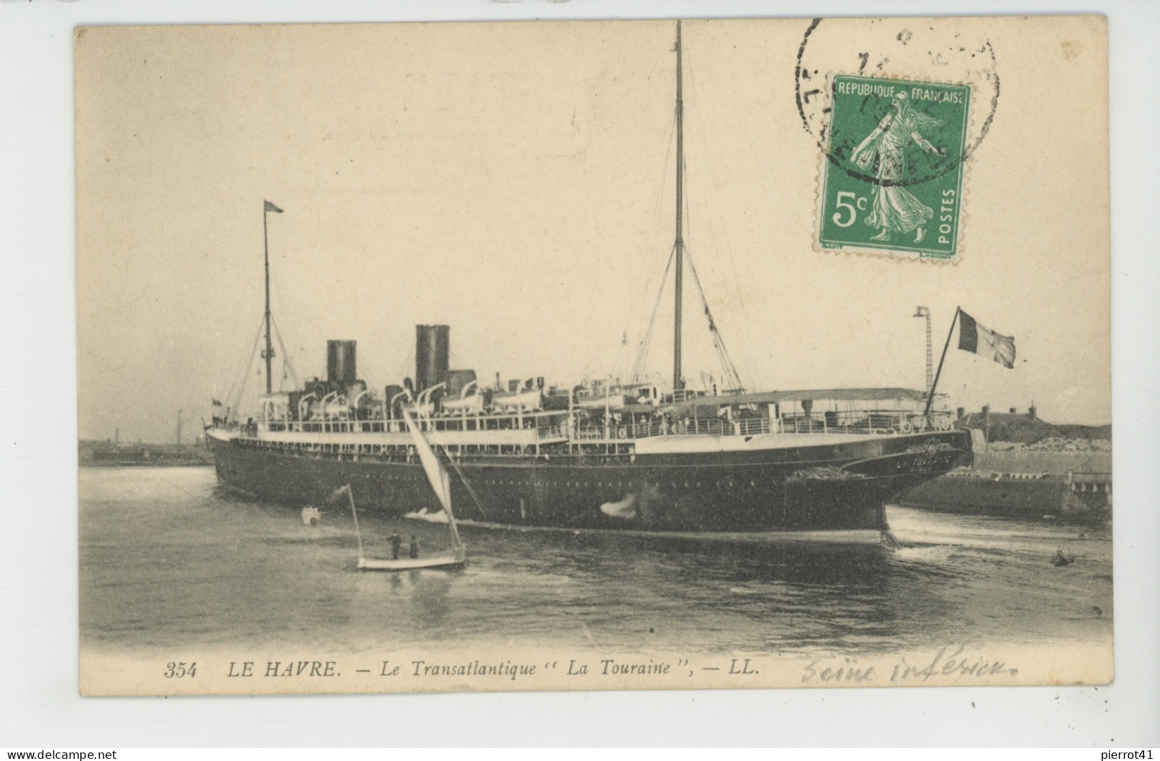 BATEAUX - PAQUEBOTS - Le Transatlantique " LA TOURAINE " - Steamers