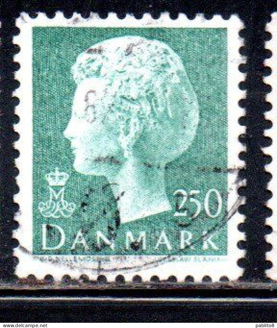 DANEMARK DANMARK DENMARK DANIMARCA 1979 1982 1981 QUEEN MARGRETHE 250o USED USATO OBLITERE' - Used Stamps