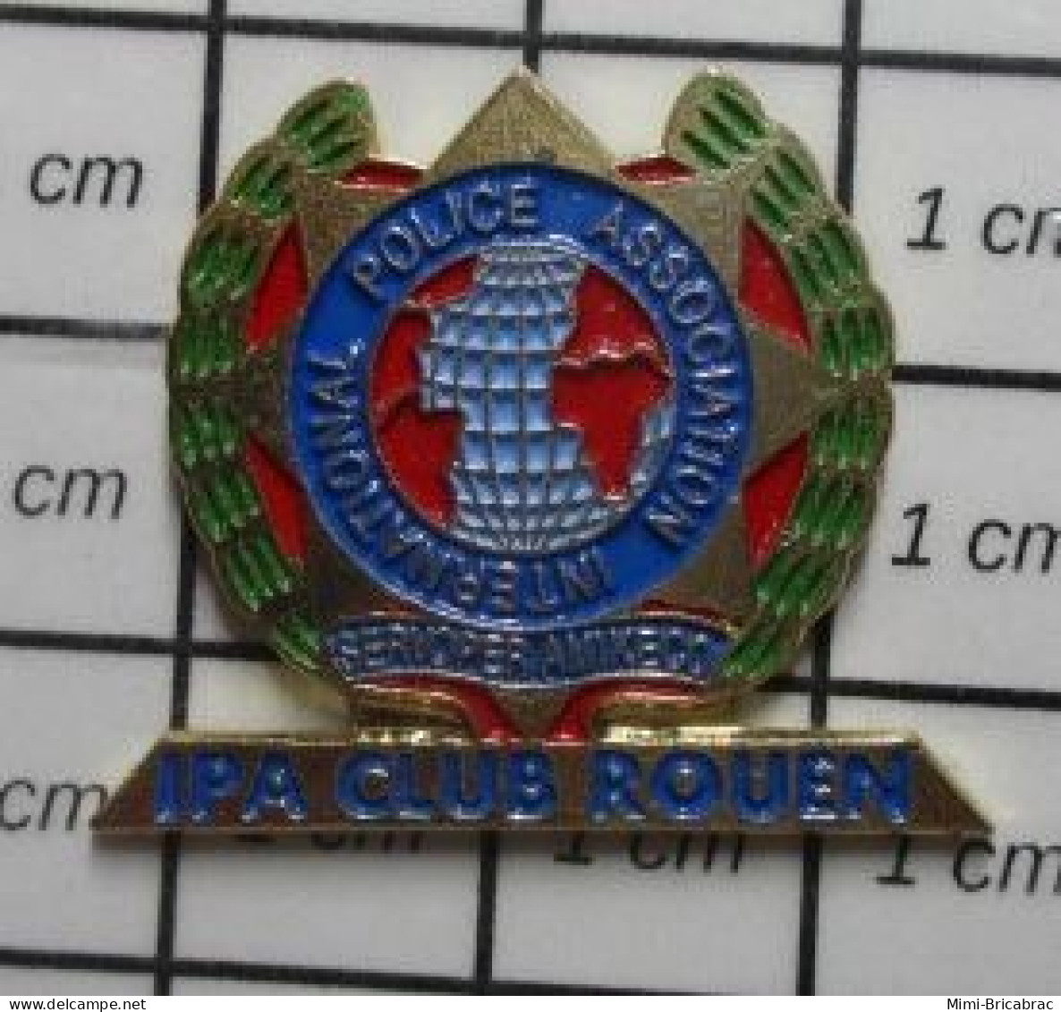 811cPin's Pins / Beau Et Rare / POLICE / IPA  INTERNATIONAL POLICE ASSOCIATION CLUB ROUEN - Police