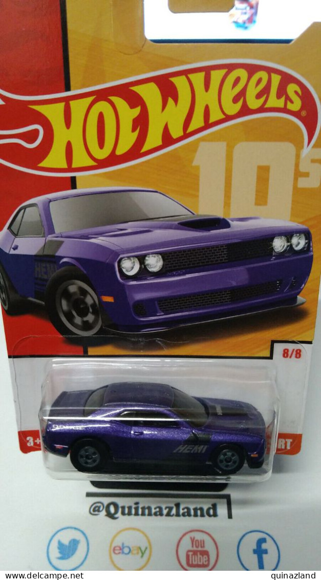 Hot Wheels Decades '15 Dodge Challenger SRT (NP23) - HotWheels