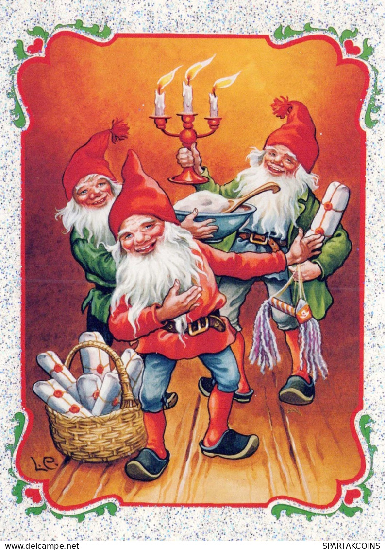 PAPÁ NOEL Feliz Año Navidad GNOMO Vintage Tarjeta Postal CPSM #PBL774.A - Santa Claus