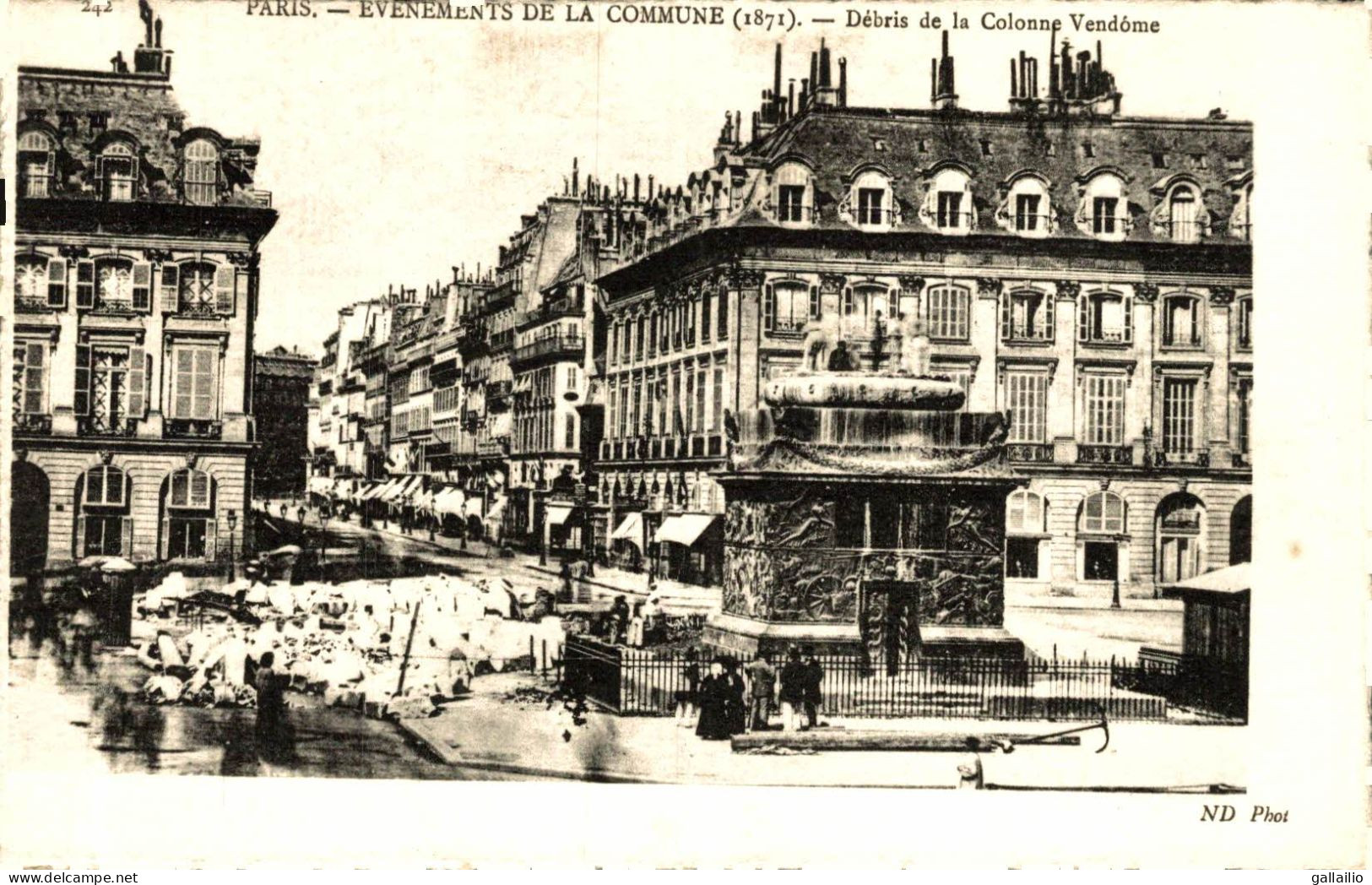 PARIS EVENEMENTS DE LA COMMUNE DEBRIS DE LA COLONNE VENDOME - Altri Monumenti, Edifici
