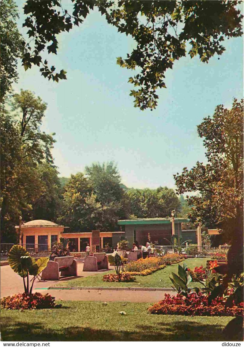 73 - Aix Les Bains - Parc Et Pergola - CPM - Voir Scans Recto-Verso - Aix Les Bains