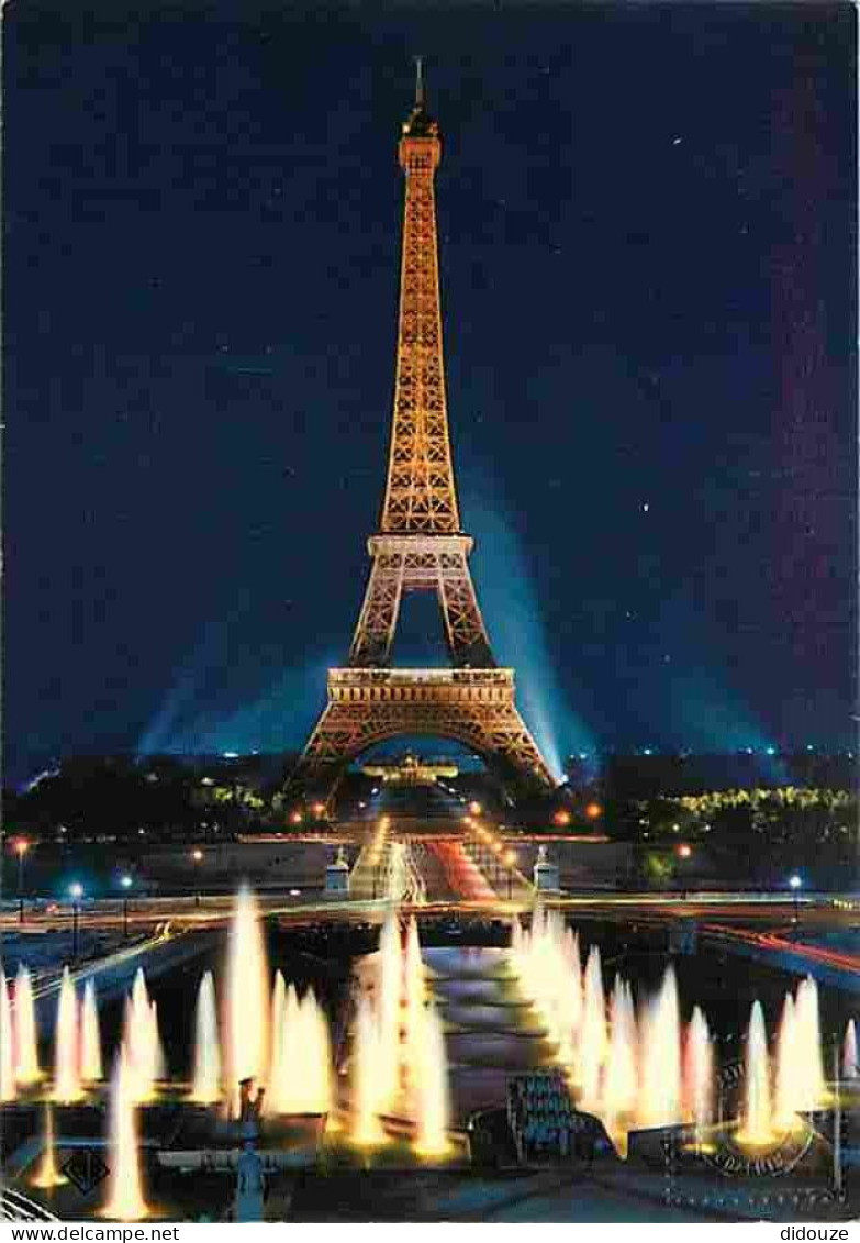 75 - Paris - Tour Eiffel - Illuminations Des Jeux D'eau Dans Les Jardins De Chaillot - Vue De Nuit - Carte Neuve - CPM - - Eiffeltoren