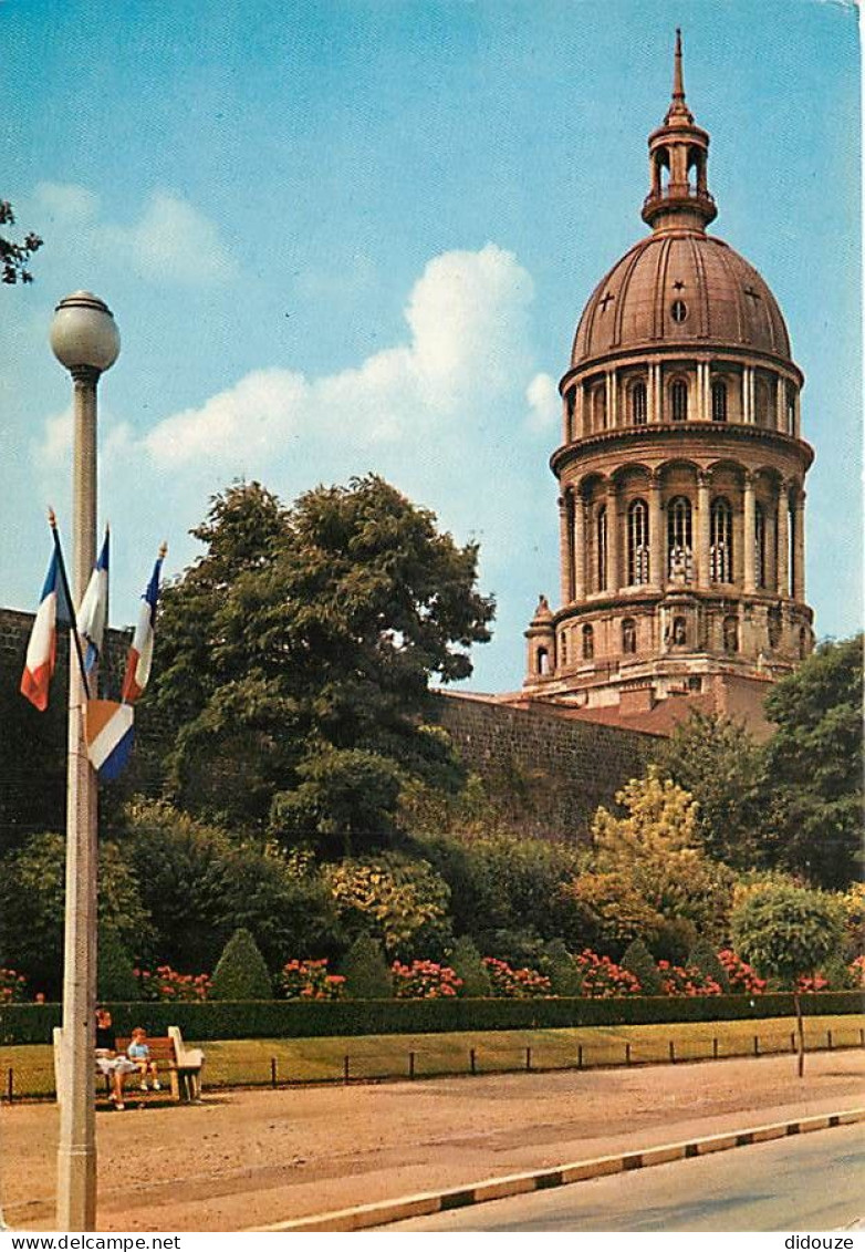 62 - Boulogne Sur Mer - La Grand'Rue Et La Basilique  Dédiée à Notre-Dame De Boulogne. - Automobiles - Camions - CPM - C - Boulogne Sur Mer