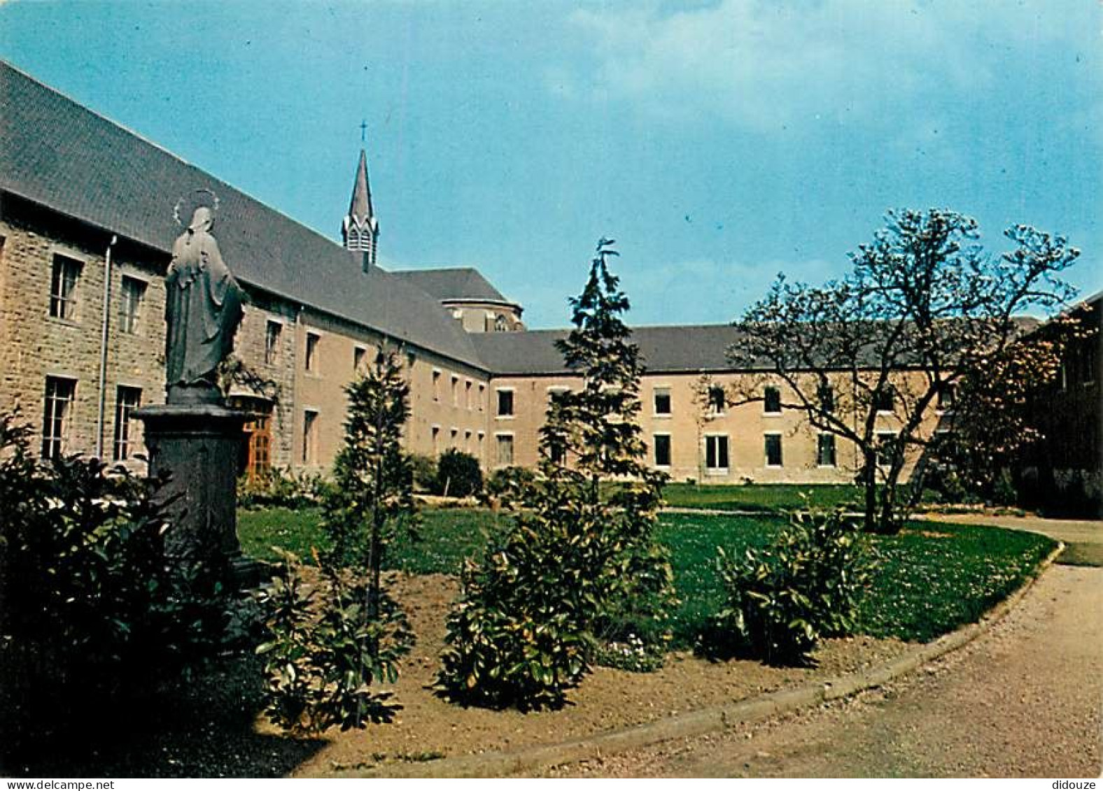 Belgique - Chimay - Abbaye N.-D. De Scourmont - Jardin De La Vierge - Carte Neuve - CPM - Voir Scans Recto-Verso - Chimay