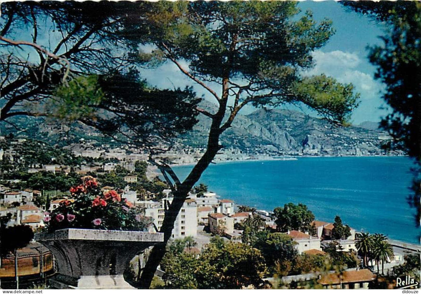 06 - Carnoles - Carnoles Et Menton  Vus Du Cap Martin - CPM - Voir Scans Recto-Verso - Other & Unclassified